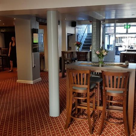 The Portcullis Hotel شيبنج صودبيري المظهر الخارجي الصورة